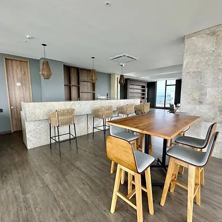 Apartamento Nuevo En Apartamento